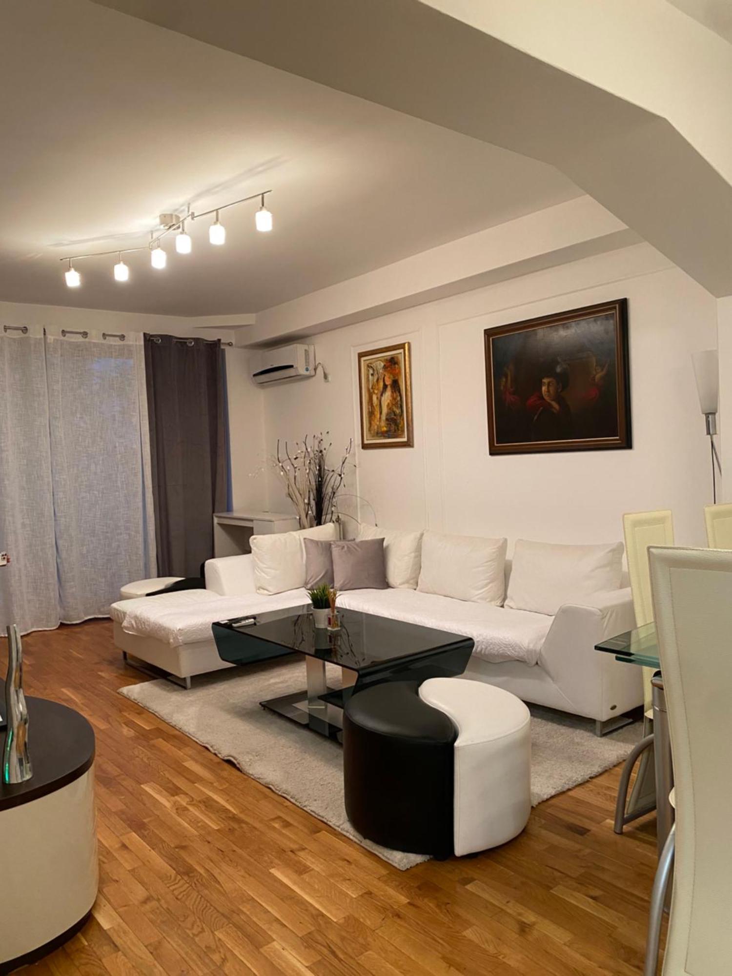 Central Elegance Apartments Skopje Exteriör bild